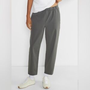 Aritzia The Group Babaton Weekender Pant | Gray Size M